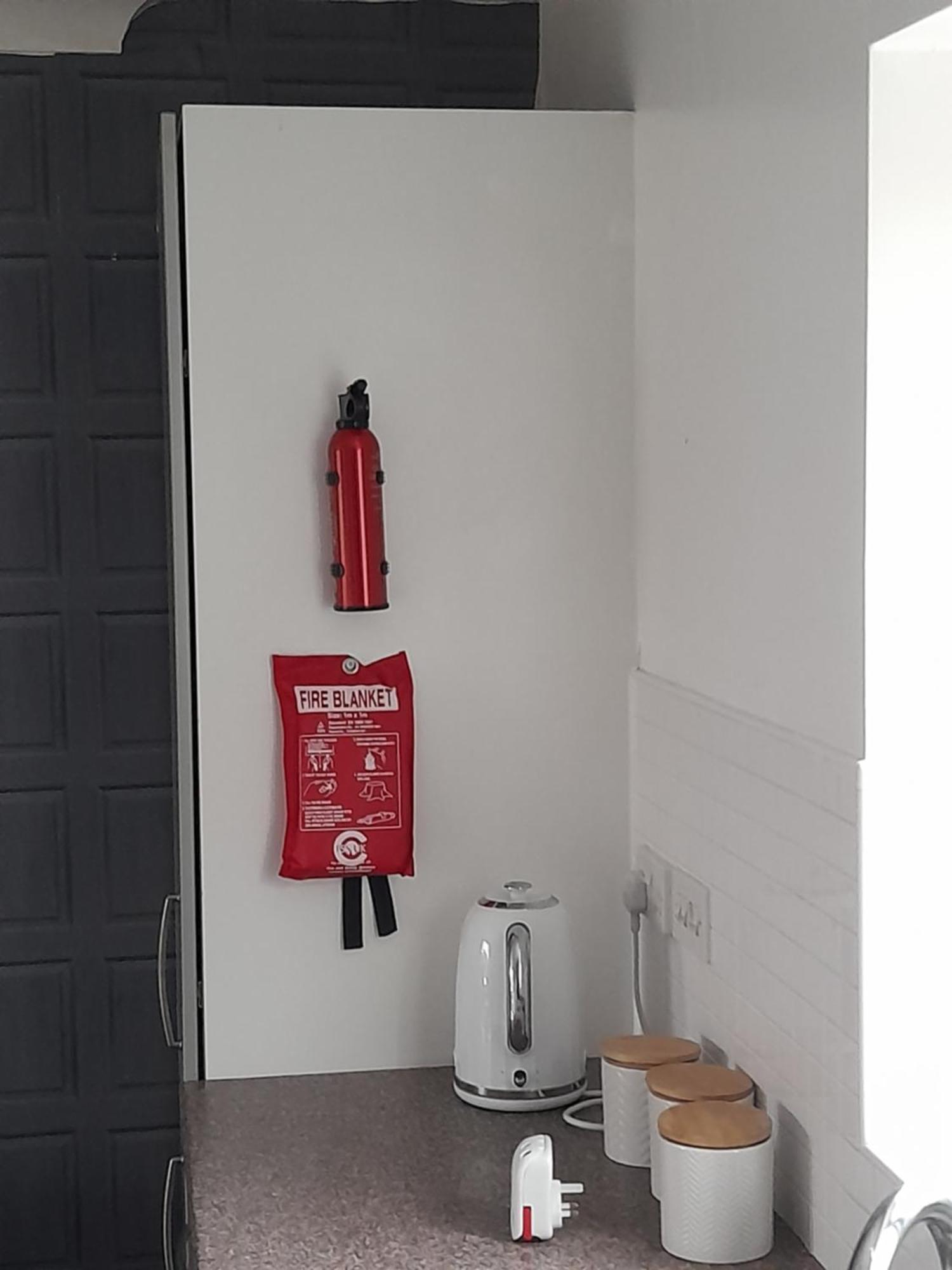 Penthouse Apartment Free Wi-Fi & Parking Occasional Bed Available Solihull Exterior foto
